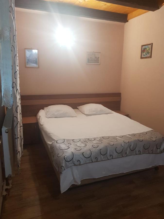סיגישוארה Vila Sura Razoare מראה חיצוני תמונה